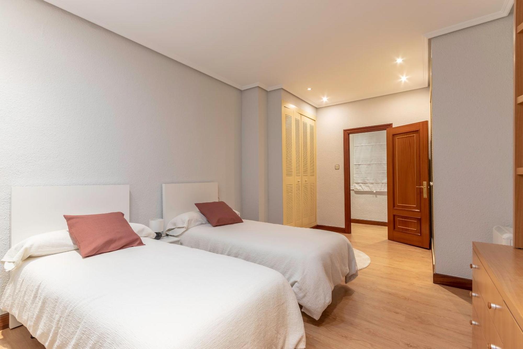 Apartamento Uribitarte Bilbao Luaran gambar